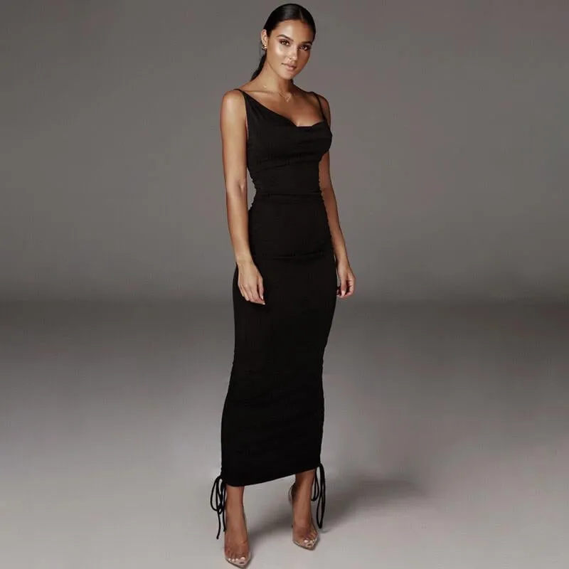 En Voque Ruched Dress - Black