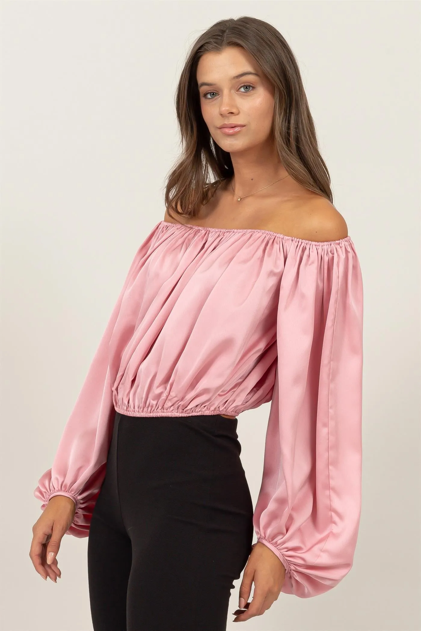 HF24F930-OFF-SHOULDER SATIN BALLOON SLEEVE TOP