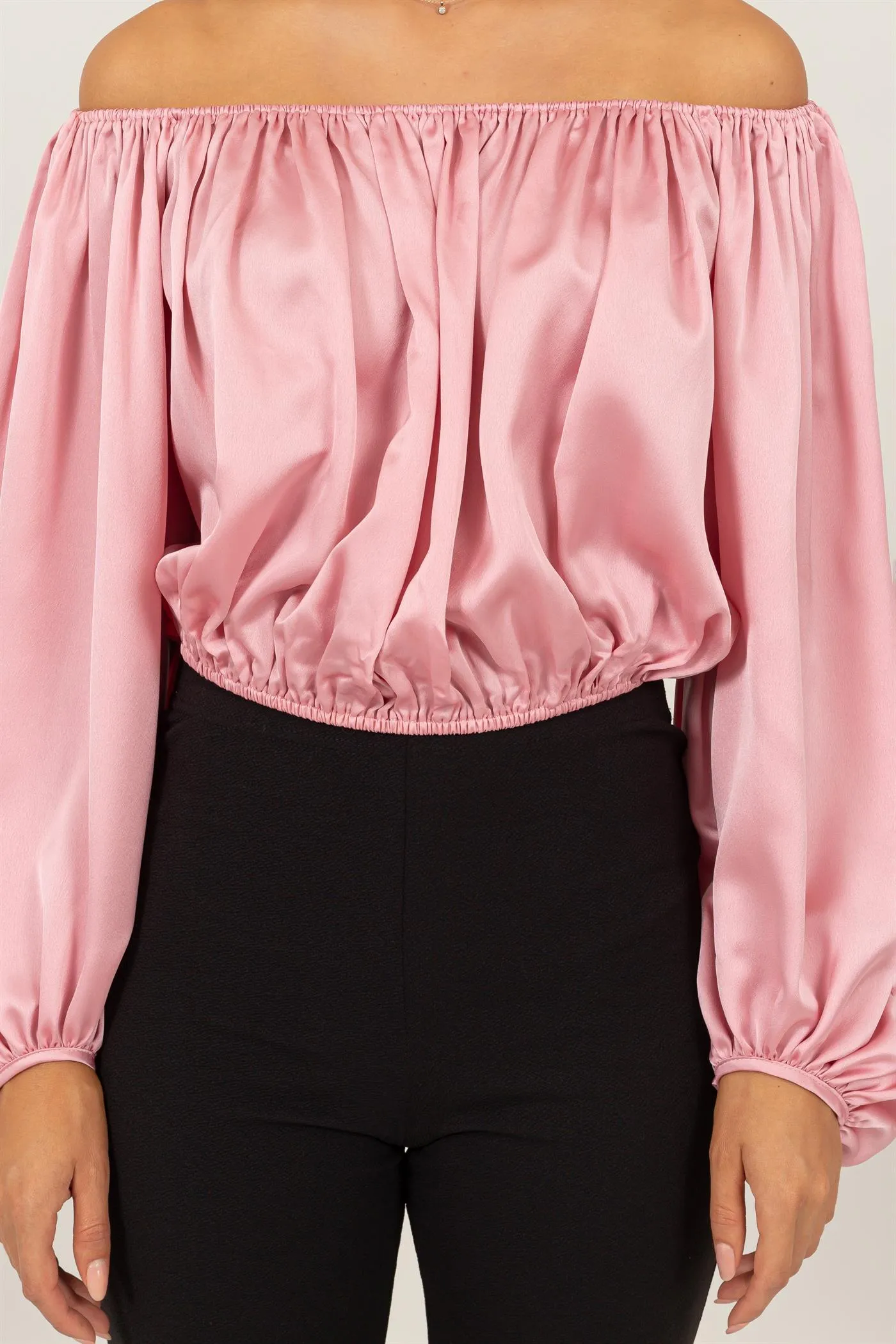 HF24F930-OFF-SHOULDER SATIN BALLOON SLEEVE TOP