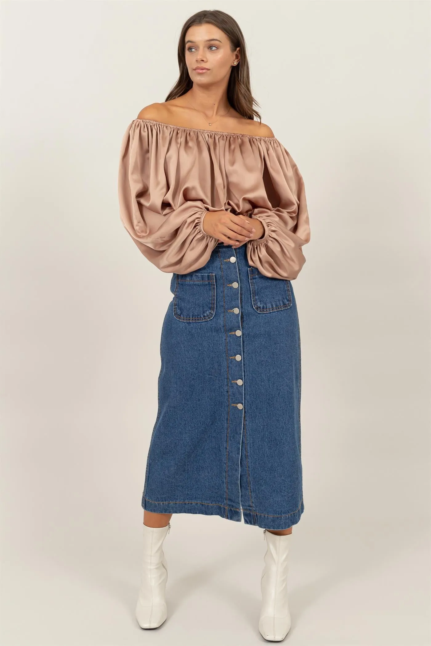 HF24F930-OFF-SHOULDER SATIN BALLOON SLEEVE TOP