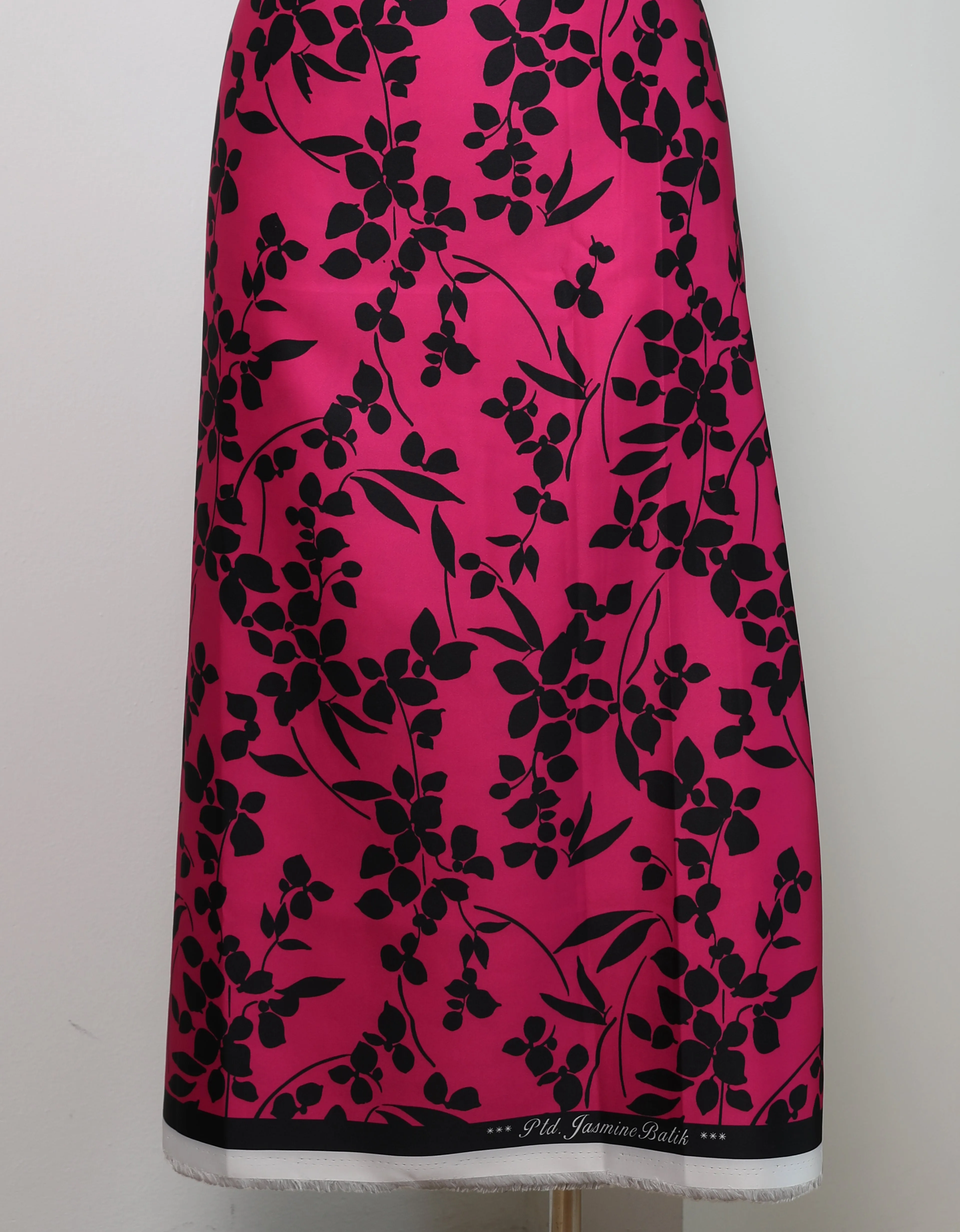 JASMINE SATIN - 4 METERS (FUSHIA PINK)