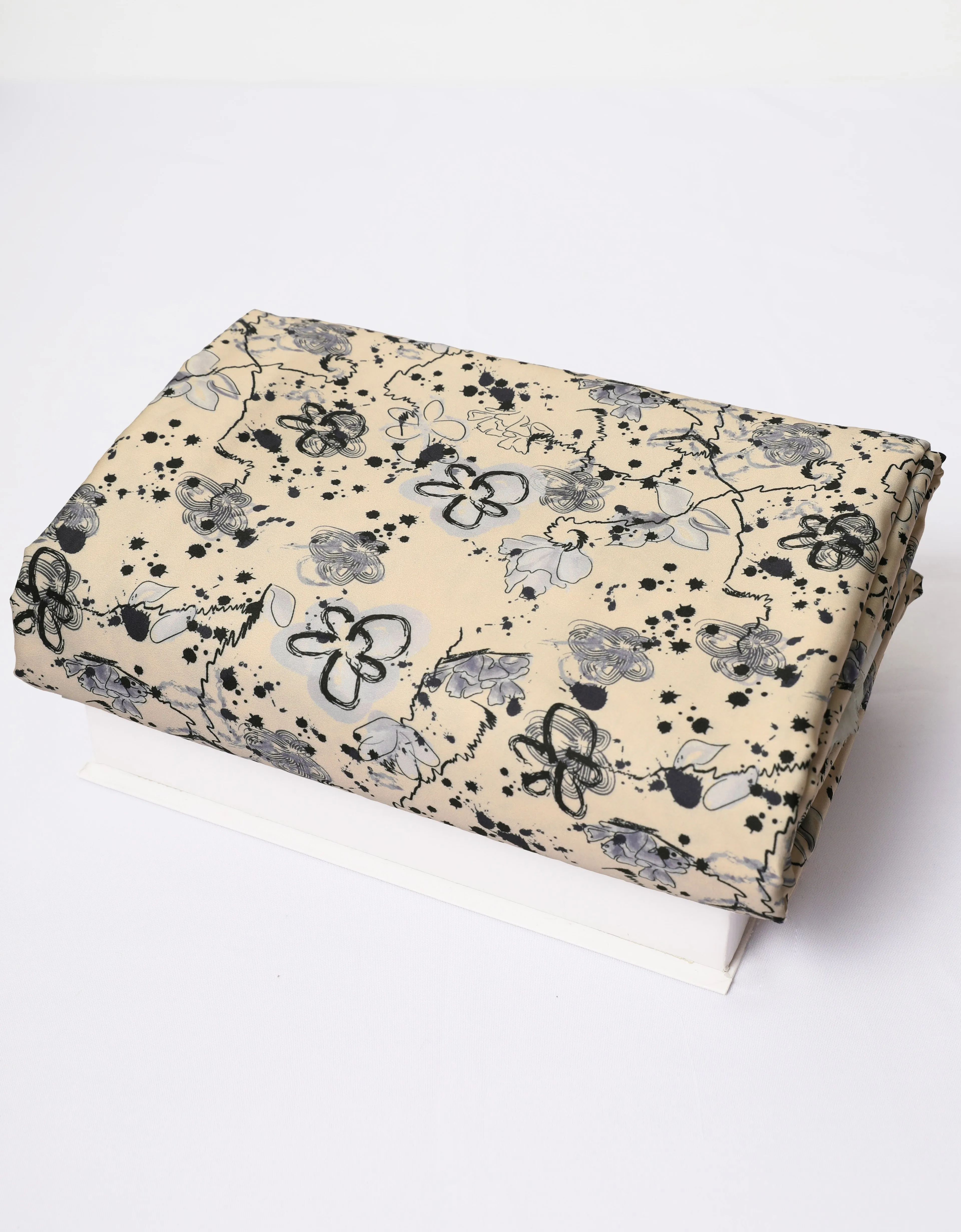 LIORA SATIN - 4 METERS (CREAM   DARK GREY)