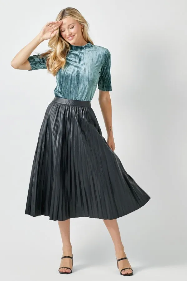 Pleated Faux Leather Skirt - Black