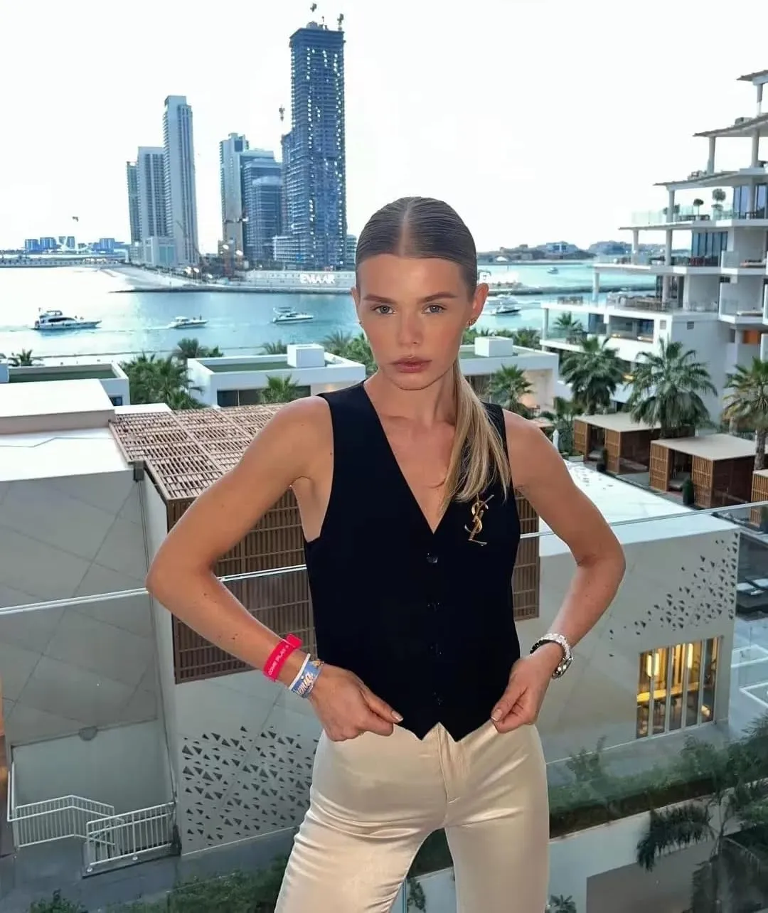 Pofihavi Cropped Suit Vest for Women 2024 Button Up Business Casual Dressy Waistcoat Vest Tops