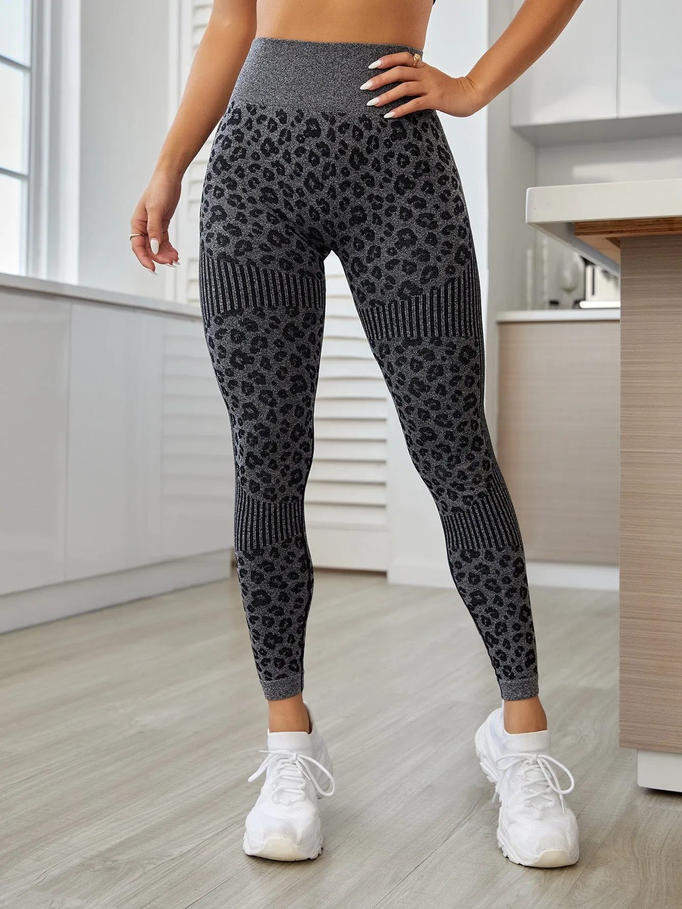 Seamless Leopard Print Wideband Waist Active Leggings SS23