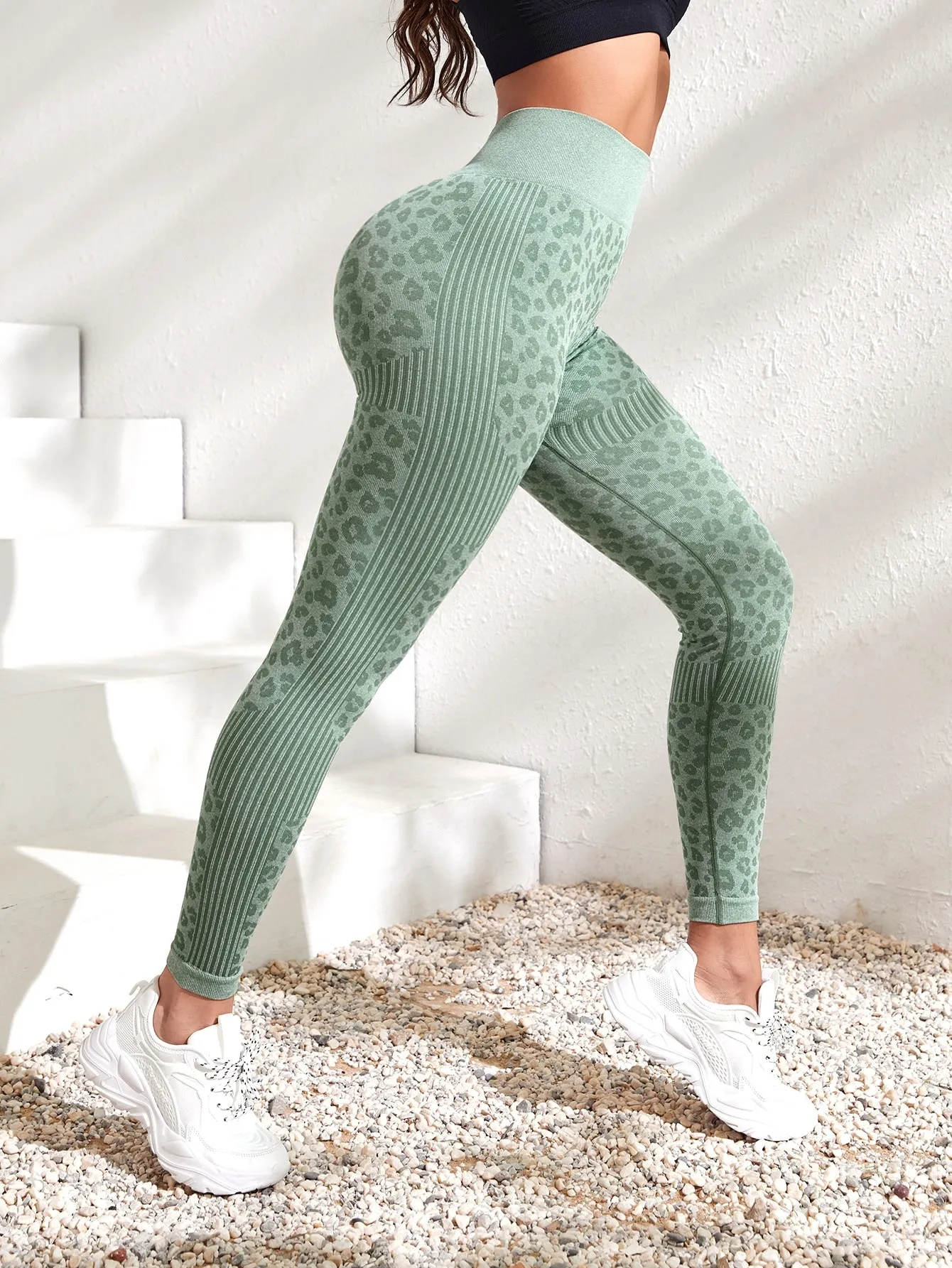 Seamless Leopard Print Wideband Waist Active Leggings SS23