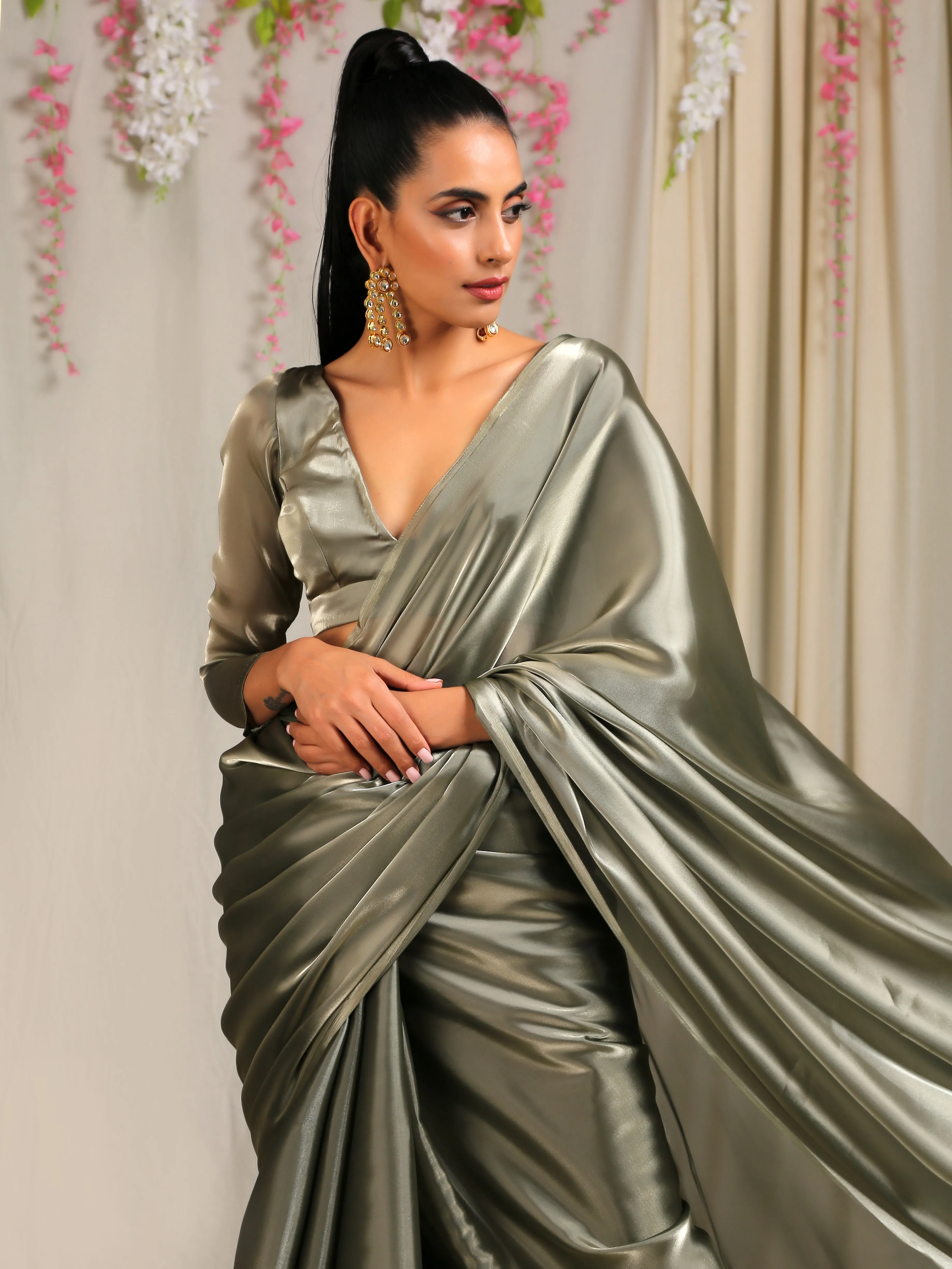 SET | Liquid Gold Saree with Lace   Liquid Blouse