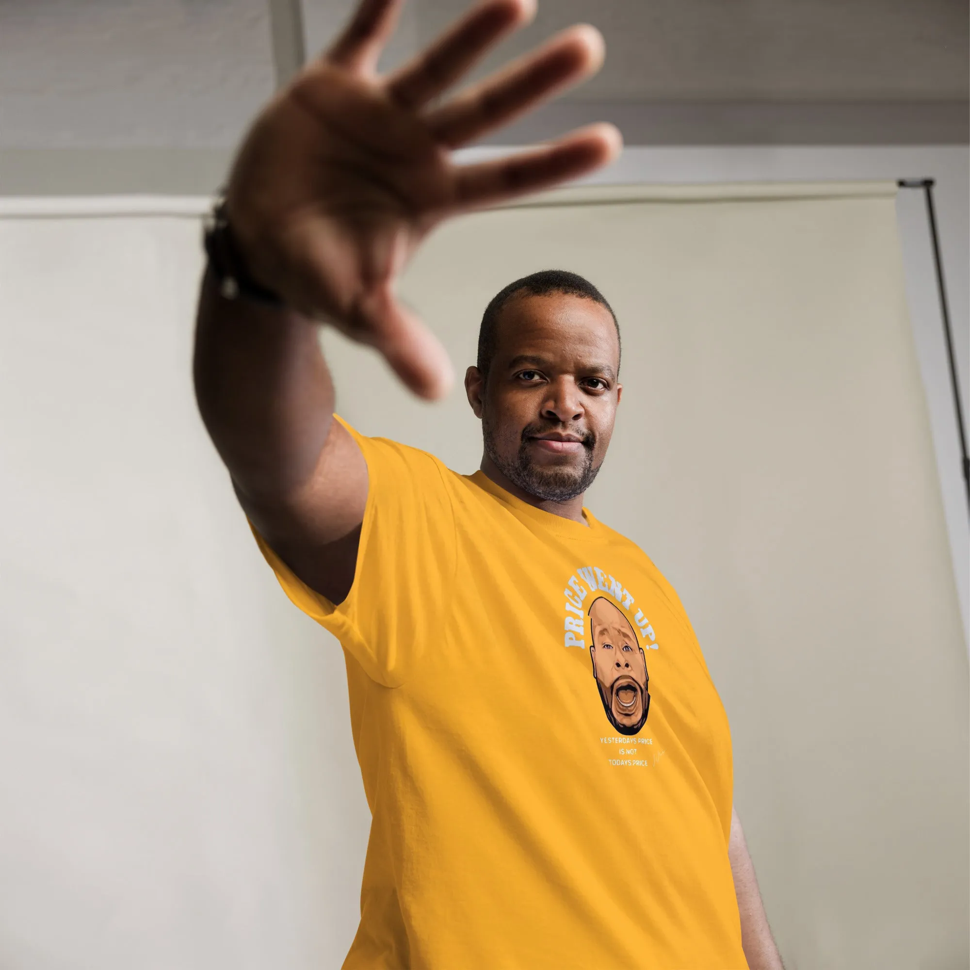 Yesterdays Price Men's classic tee